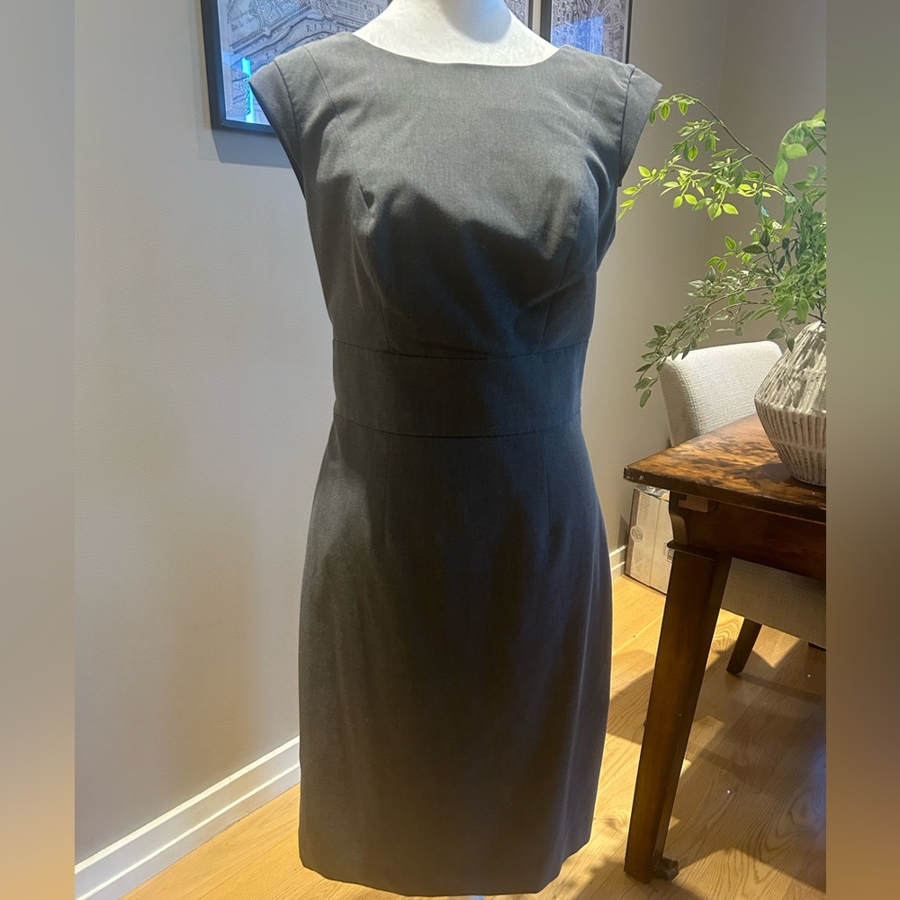 Chic and classic grey shift dress